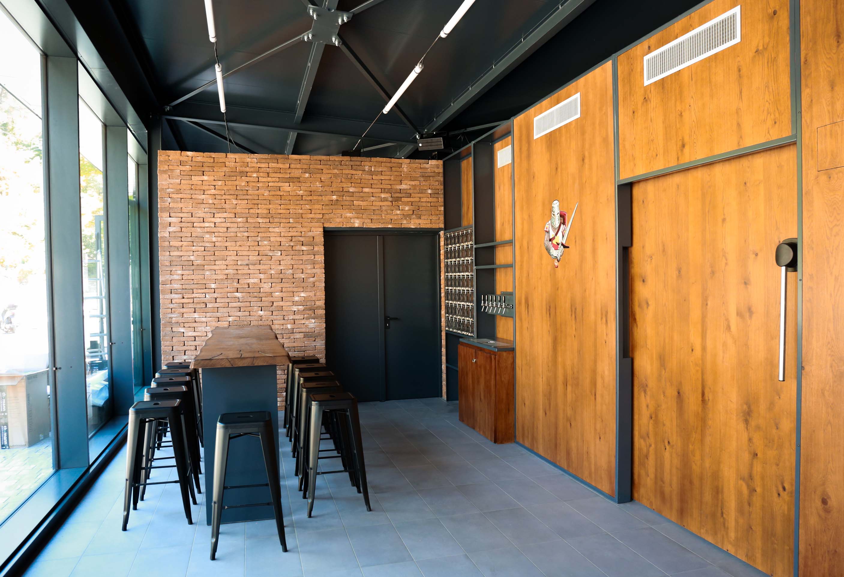 Birrificio della Contea - Sala degustazione interna a Ventimiglia